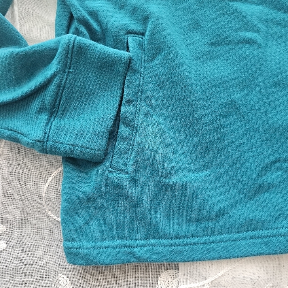 Kids Under Armour hoodie sweater size 7 cozy comfort - Picture 4 of 6